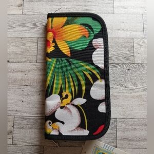 Hawaiian Zipper Pouch  Island Breeze Collection by Victor (Read Desc.)